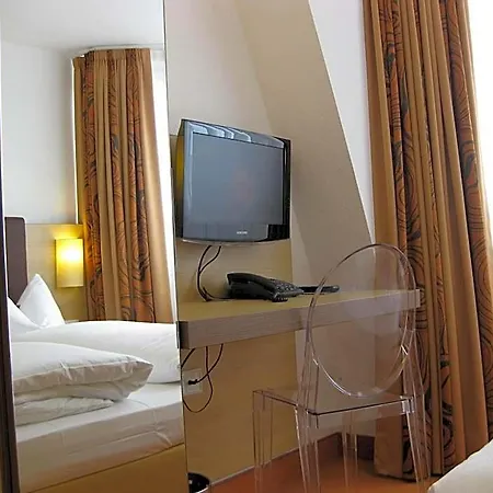 Flandrischer Hof Отель 3*