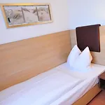 Flandrischer Hof Hotel 3*